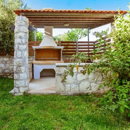 Archontiki Ii Villa *